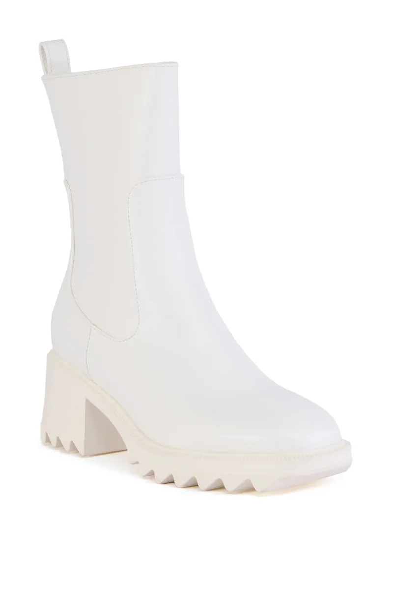 AZALEA WANG BRIDGEY WHITE CHUNKY BOOTIE