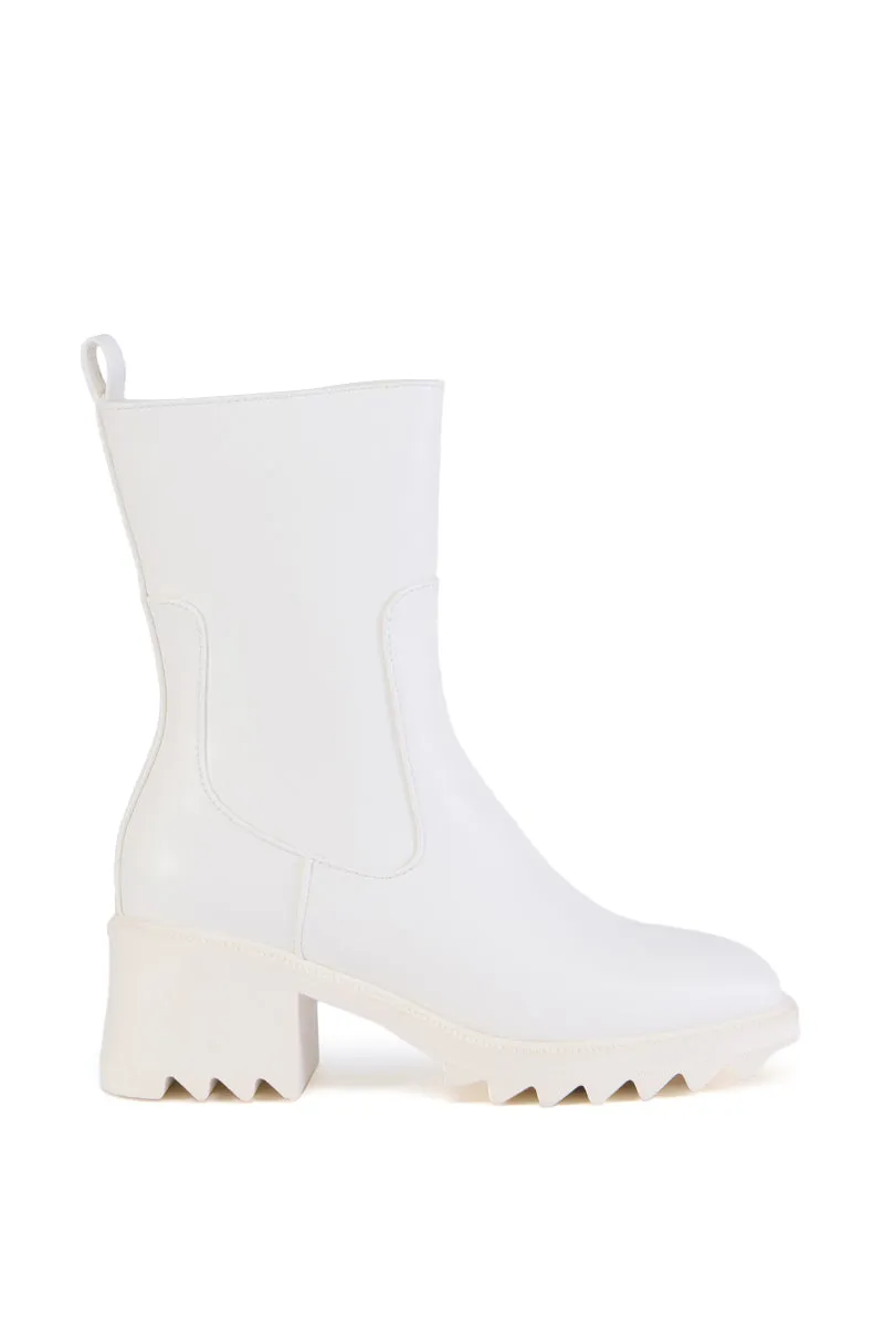 AZALEA WANG BRIDGEY WHITE CHUNKY BOOTIE