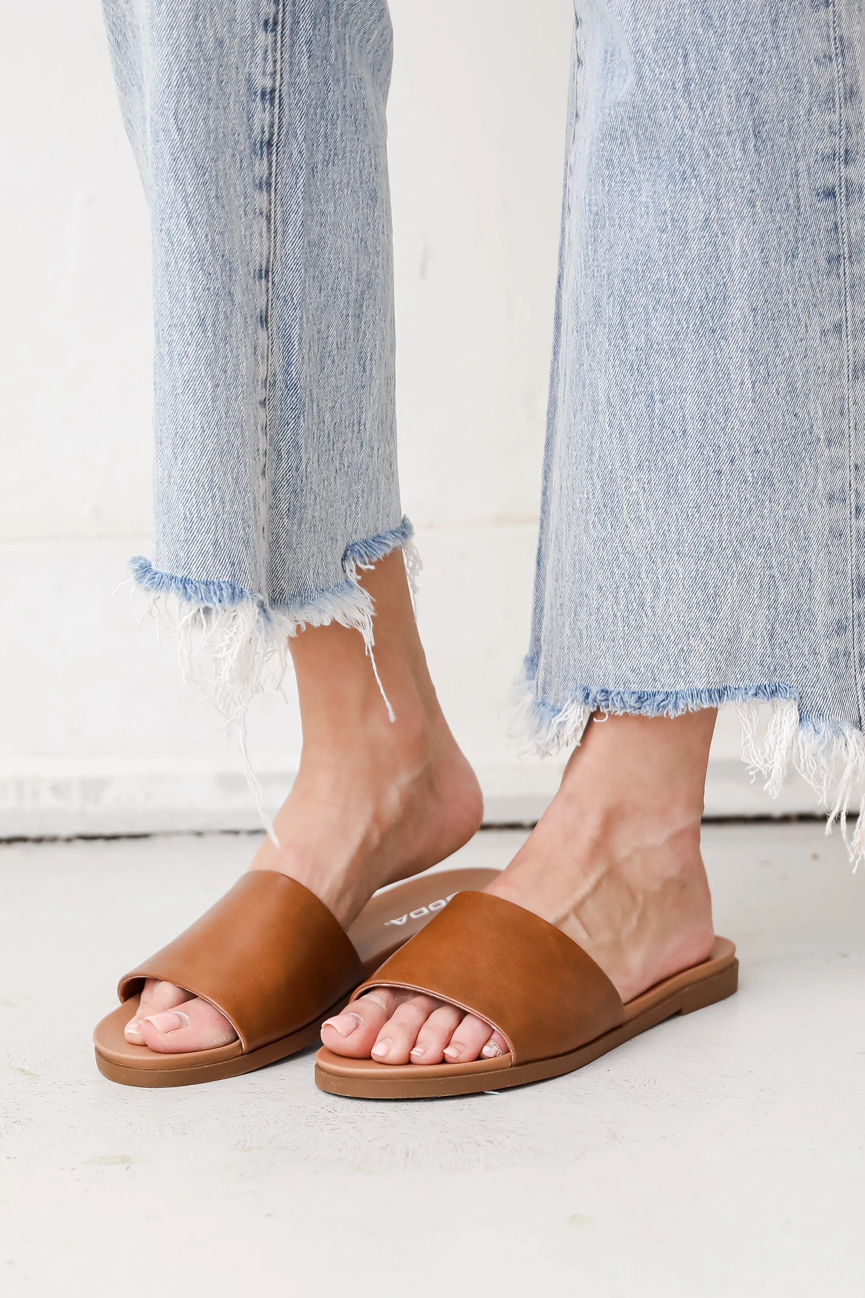 FINAL SALE - Sandy Sole Tan Slide Sandals