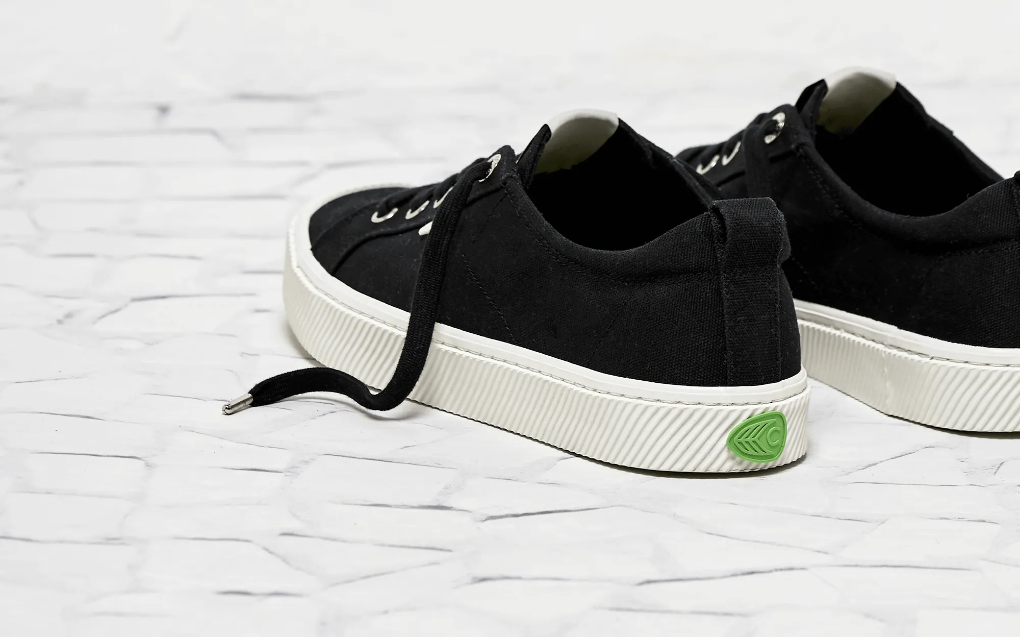 OCA Low Black Canvas Sneaker Women