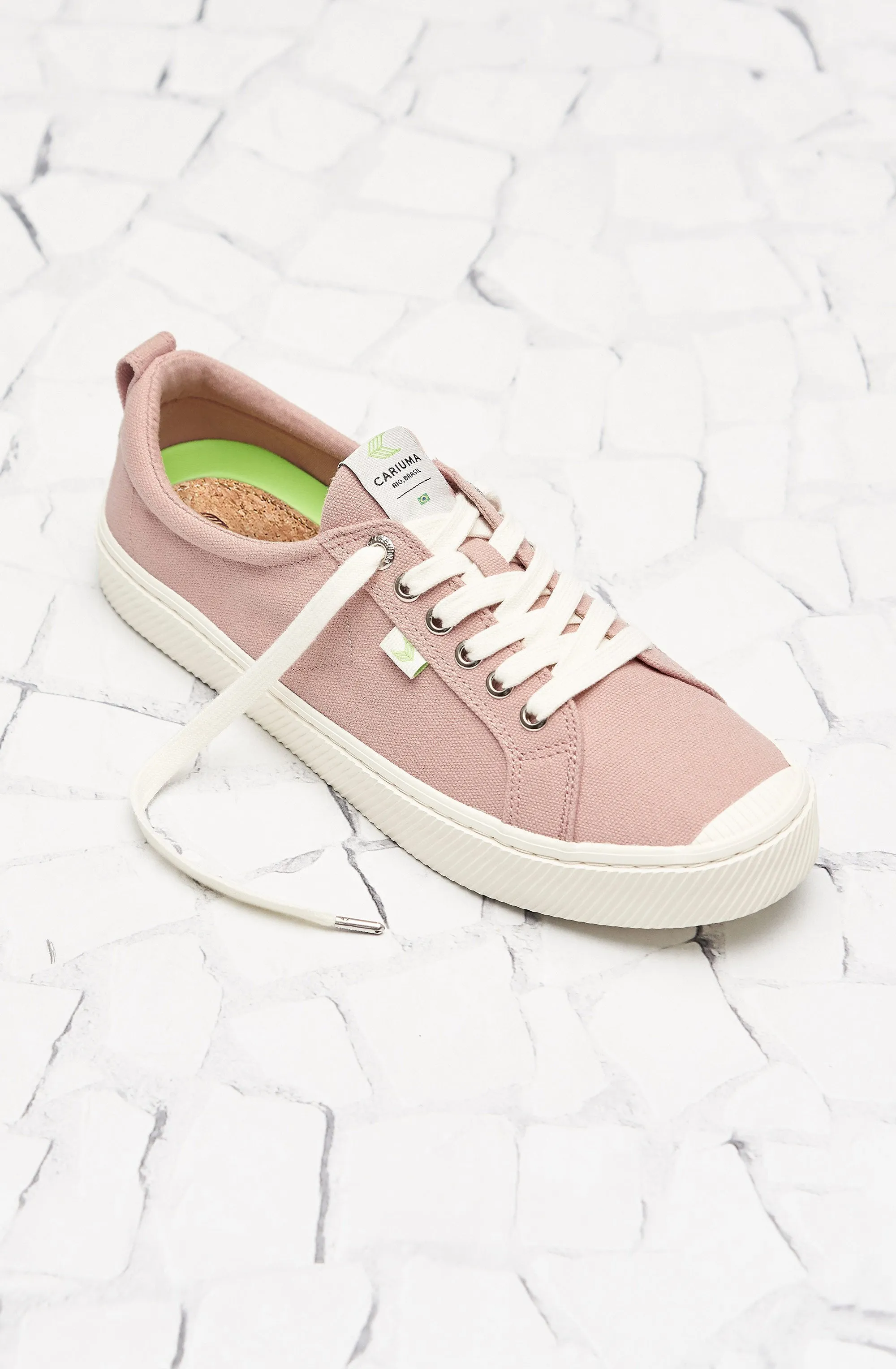 OCA Low Rose Canvas Sneaker Men